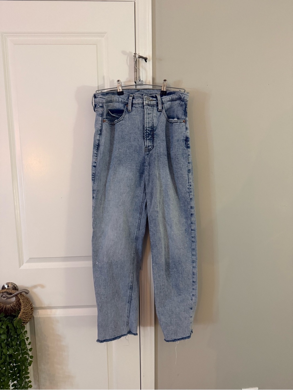 Old Navy Light Blue High-Rise Straight Jeans